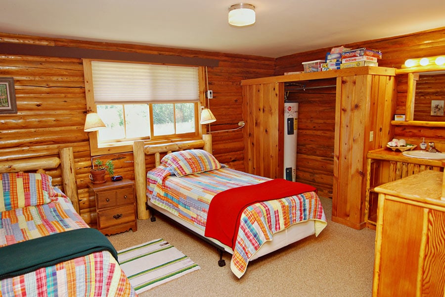 twin beds in cabin