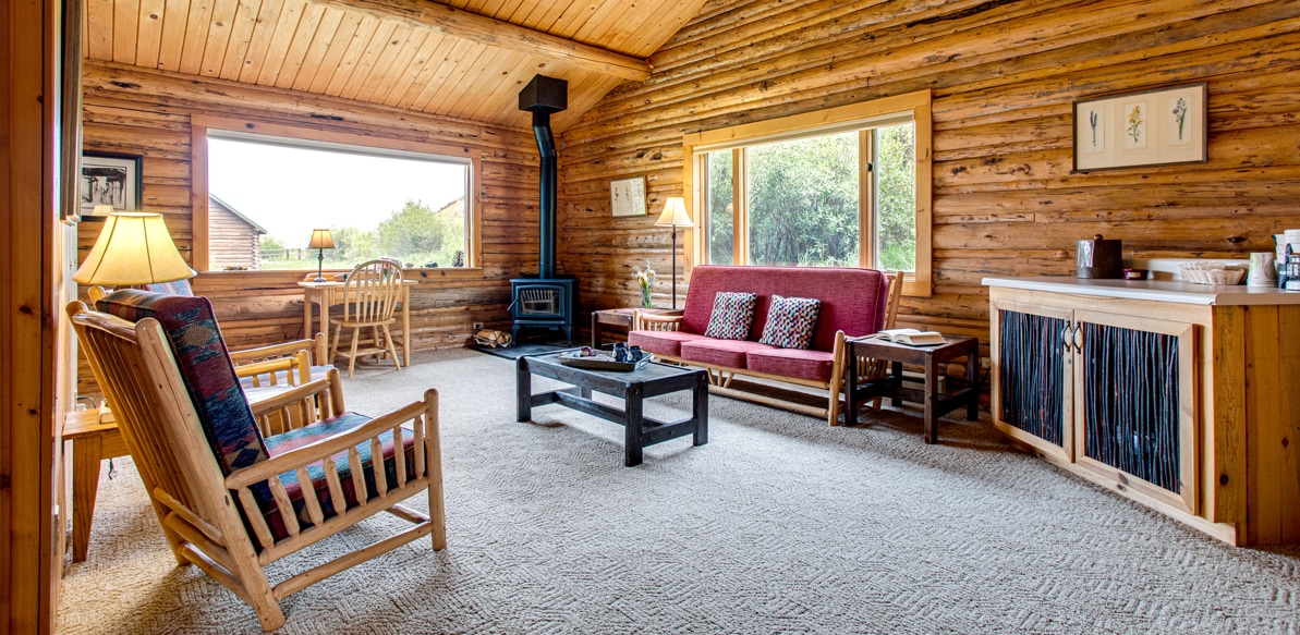 Crow cabin livingroom seating area