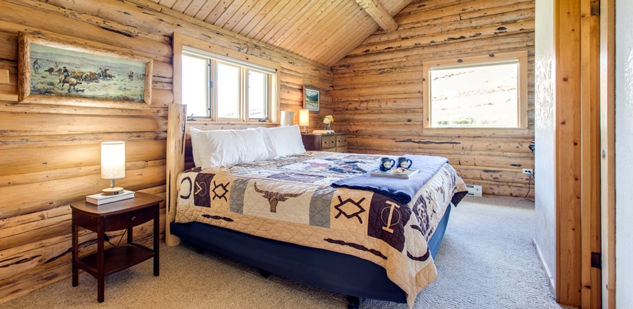 Sioux-Bedroom Interior